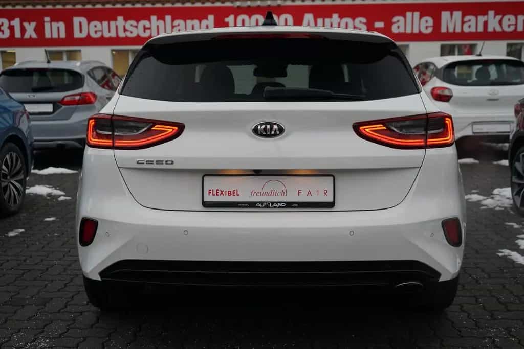 Kia Ceed 1.4 T-GDI Platinum Edition LED Panorama DAB 01/2020-photo-5