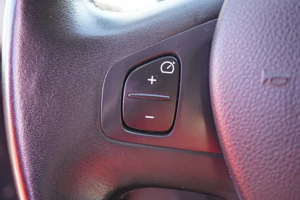 Opel Vivaro B Kombi 1.6 Biturbo Klima AHK PDC USB 11/2017-photo-16