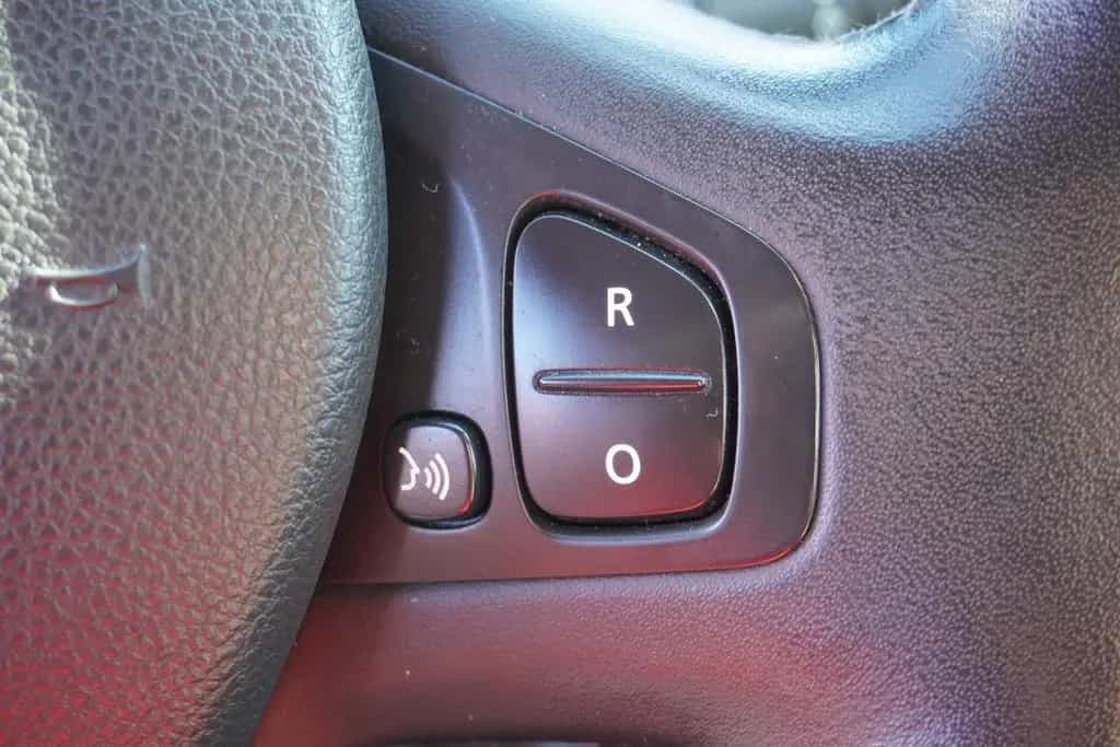 Opel Vivaro B Kombi 1.6 Biturbo Klima AHK PDC USB 11/2017-photo-17