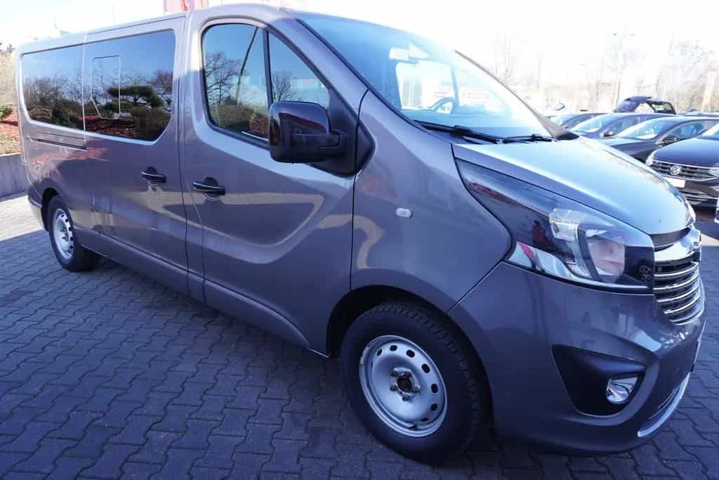 Opel Vivaro B Kombi 1.6 Biturbo Klima AHK PDC USB 11/2017-photo-5