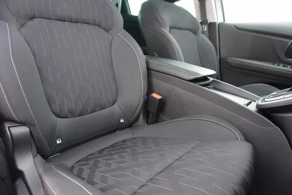 Renault Scenic IV 1.3 TCe Navi Kamera Sitzheizung 01/2019-photo-10