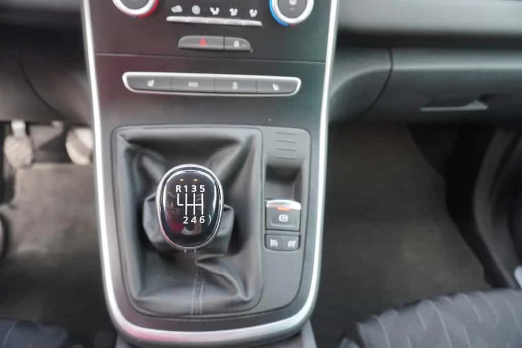 Renault Scenic IV 1.3 TCe Navi Kamera Sitzheizung 01/2019-photo-15
