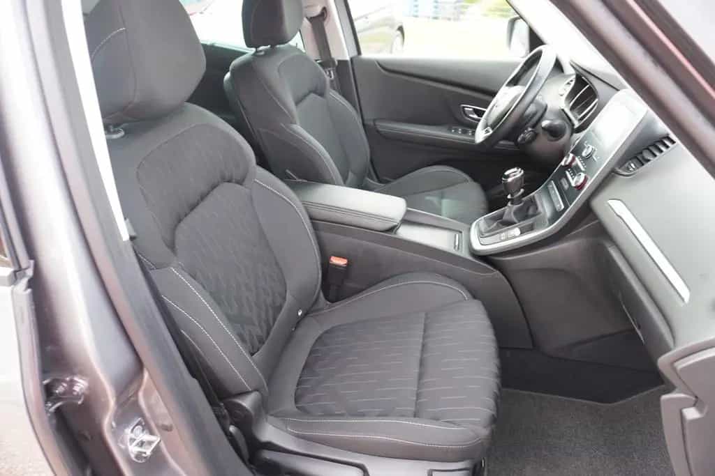 Renault Scenic IV 1.3 TCe Navi Kamera Sitzheizung 01/2019-photo-9