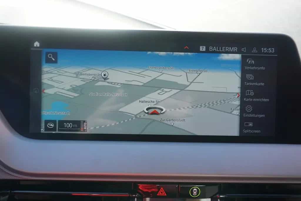 BMW 116 i Advantage Aut. LED Navi Virtual Cockpit PDC 10/2022-photo-10