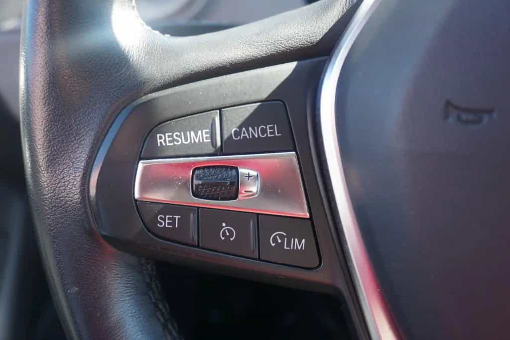 BMW 116 i Advantage Aut. LED Navi Virtual Cockpit PDC 10/2022-photo-23