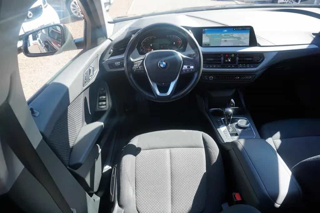 BMW 116 i Advantage Aut. LED Navi Virtual Cockpit PDC 10/2022-photo-8