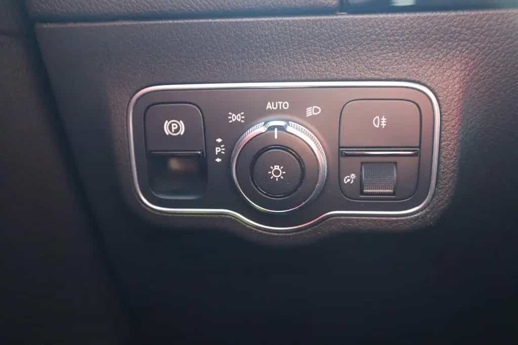 Mercedes-Benz B 180 B180 Progressive LED Navi Tempomat Sitzheizung 12/2019-photo-16