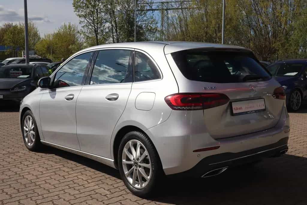 Mercedes-Benz B 180 B180 Progressive LED Navi Tempomat Sitzheizung 12/2019-photo-2