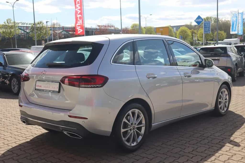 Mercedes-Benz B 180 B180 Progressive LED Navi Tempomat Sitzheizung 12/2019-photo-4