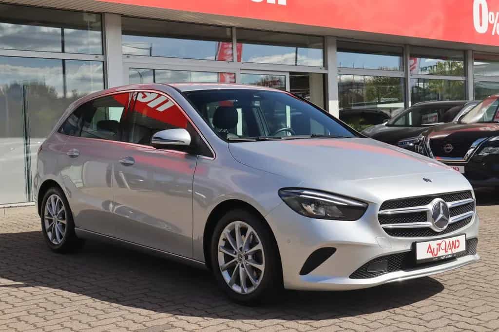 Mercedes-Benz B 180 B180 Progressive LED Navi Tempomat Sitzheizung 12/2019-photo-5