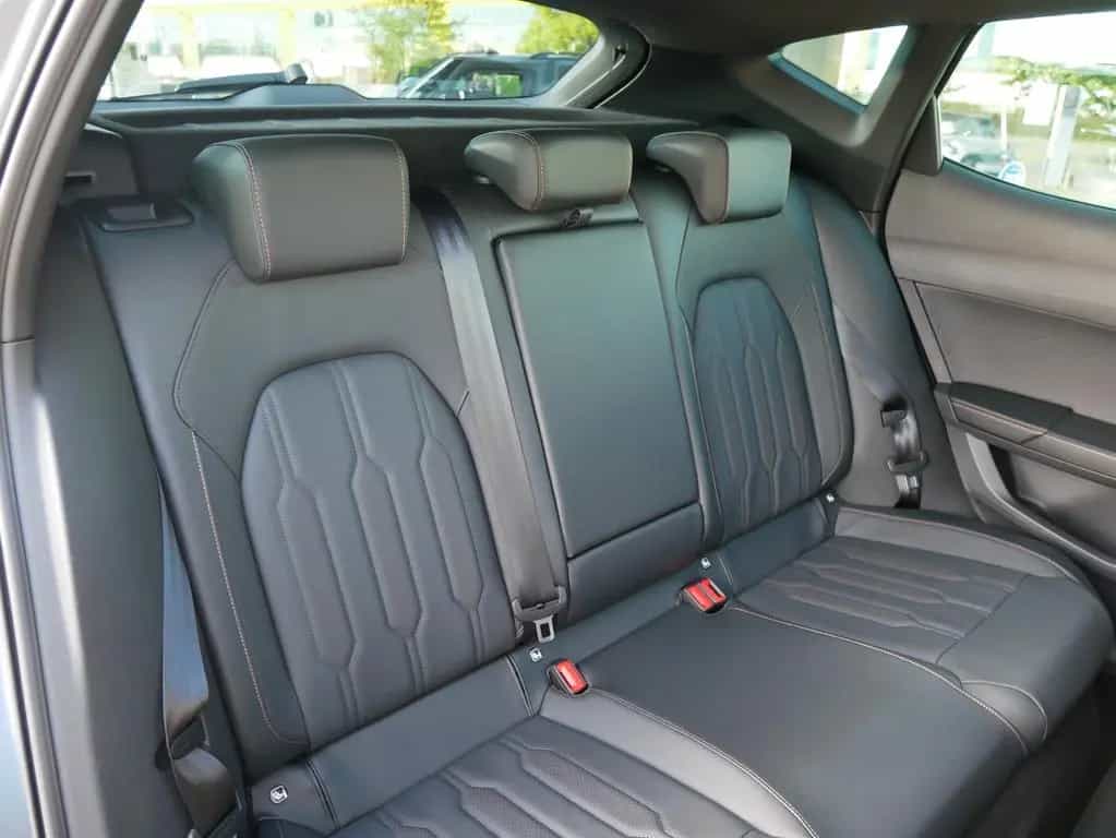 Cupra Formentor 2.5 TSI RFK Parkassistent 05/2022-photo-12