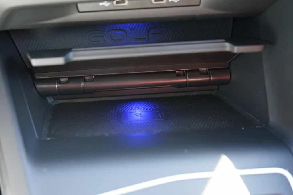 Volkswagen Golf VIII 2.0 GTI DSG LED ACC Leder Standheizung 03/2021-photo-38