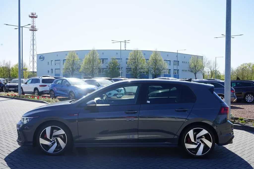 Volkswagen Golf VIII 2.0 GTI DSG LED ACC Leder Standheizung 03/2021-photo-9