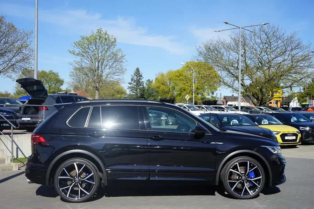 Volkswagen Tiguan R 2.0 TSI DSG 4M Akrapovic 21Z  360° AHK 05/2021-photo-4
