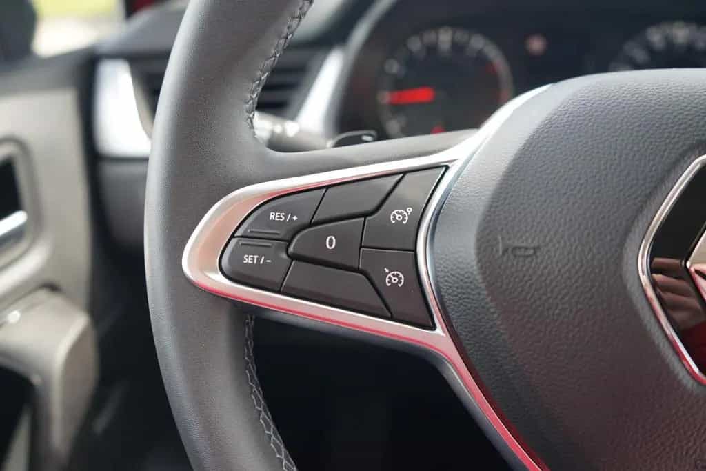 Renault Captur II 1.3 TCE M-Hybrid Evolution EDC LED 06/2023-photo-21