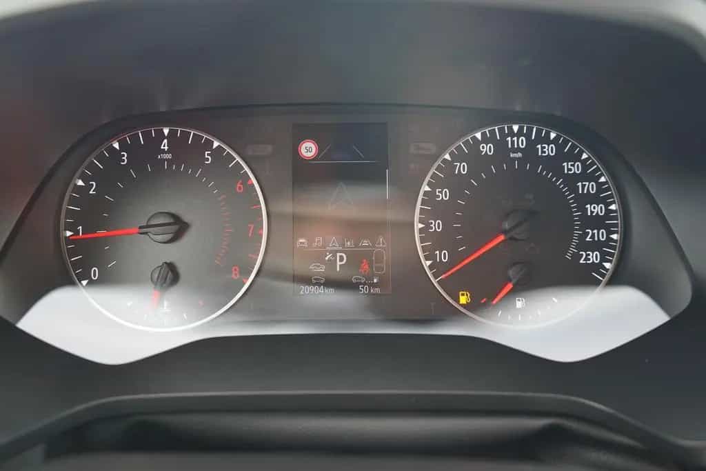 Renault Captur II 1.3 TCE M-Hybrid Evolution EDC LED 06/2023-photo-23