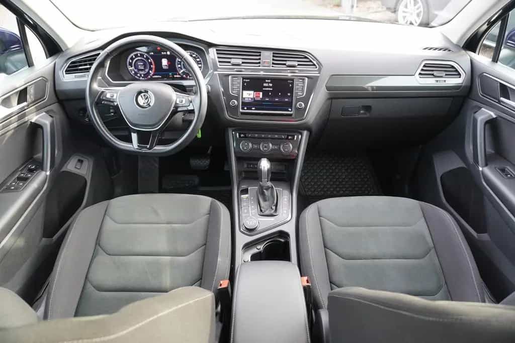 Volkswagen Tiguan 2.0 TSI Highline 4Motion LED Navi Head-Up 01/2017-photo-11