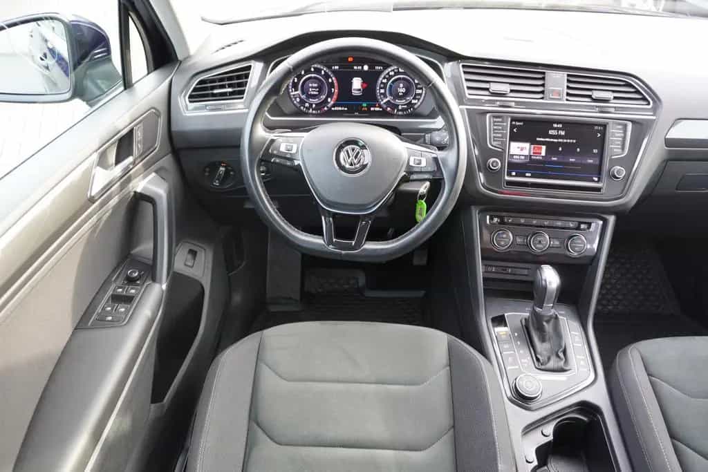 Volkswagen Tiguan 2.0 TSI Highline 4Motion LED Navi Head-Up 01/2017-photo-12