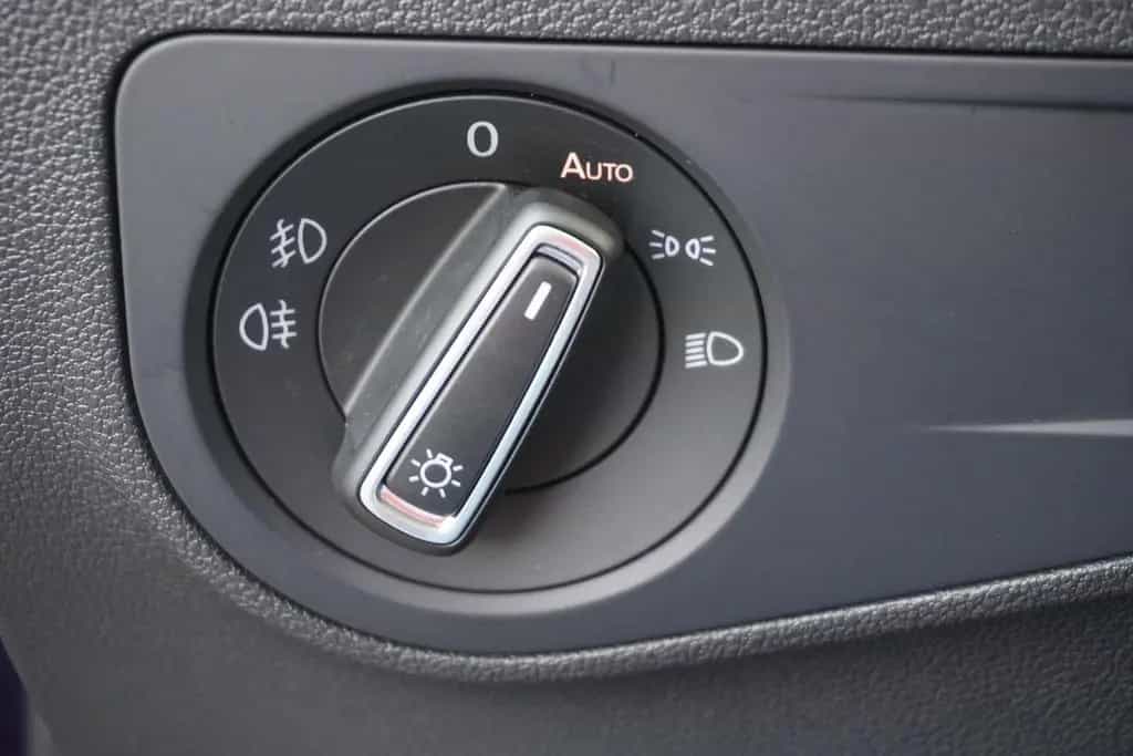 Volkswagen Tiguan 2.0 TSI Highline 4Motion LED Navi Head-Up 01/2017-photo-16