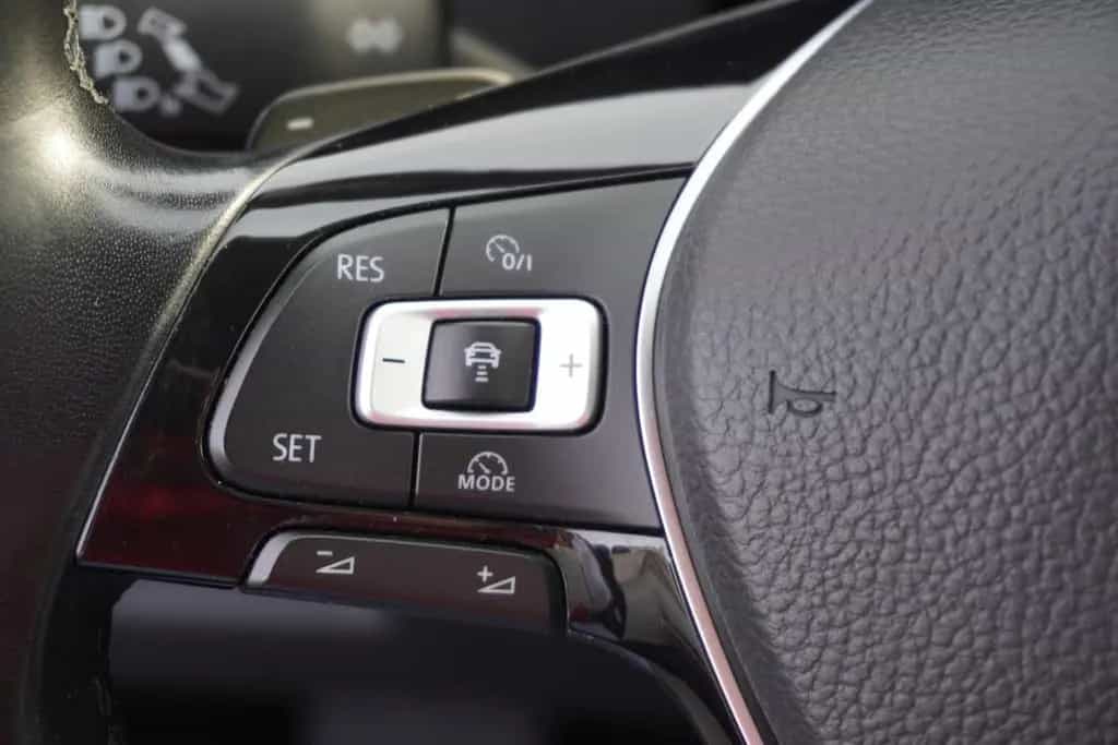 Volkswagen Tiguan 2.0 TSI Highline 4Motion LED Navi Head-Up 01/2017-photo-17
