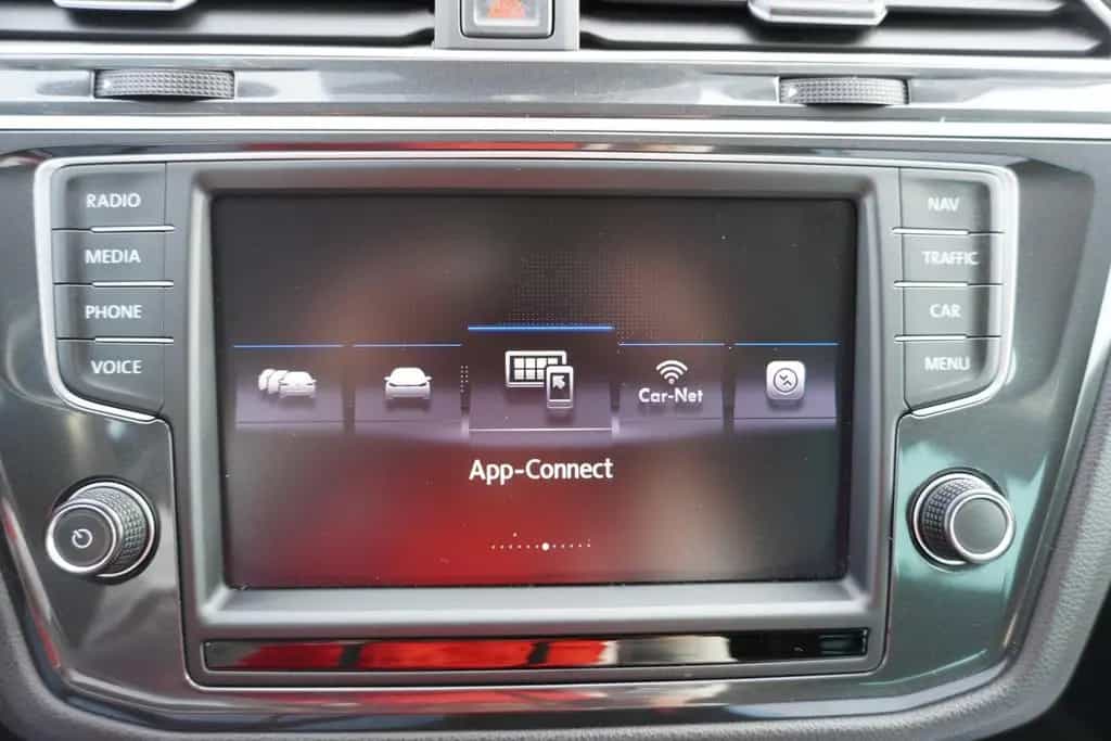 Volkswagen Tiguan 2.0 TSI Highline 4Motion LED Navi Head-Up 01/2017-photo-23