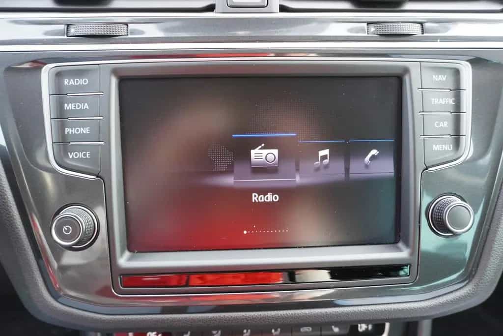 Volkswagen Tiguan 2.0 TSI Highline 4Motion LED Navi Head-Up 01/2017-photo-25