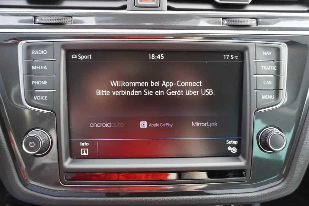 Volkswagen Tiguan 2.0 TSI Highline 4Motion LED Navi Head-Up 01/2017-photo-27