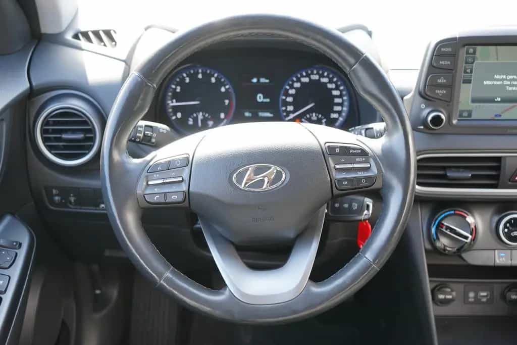 Hyundai KONA 1.0 T-GDI Trend Navi Sitzheizung Kamera DAB 02/2018-photo-38
