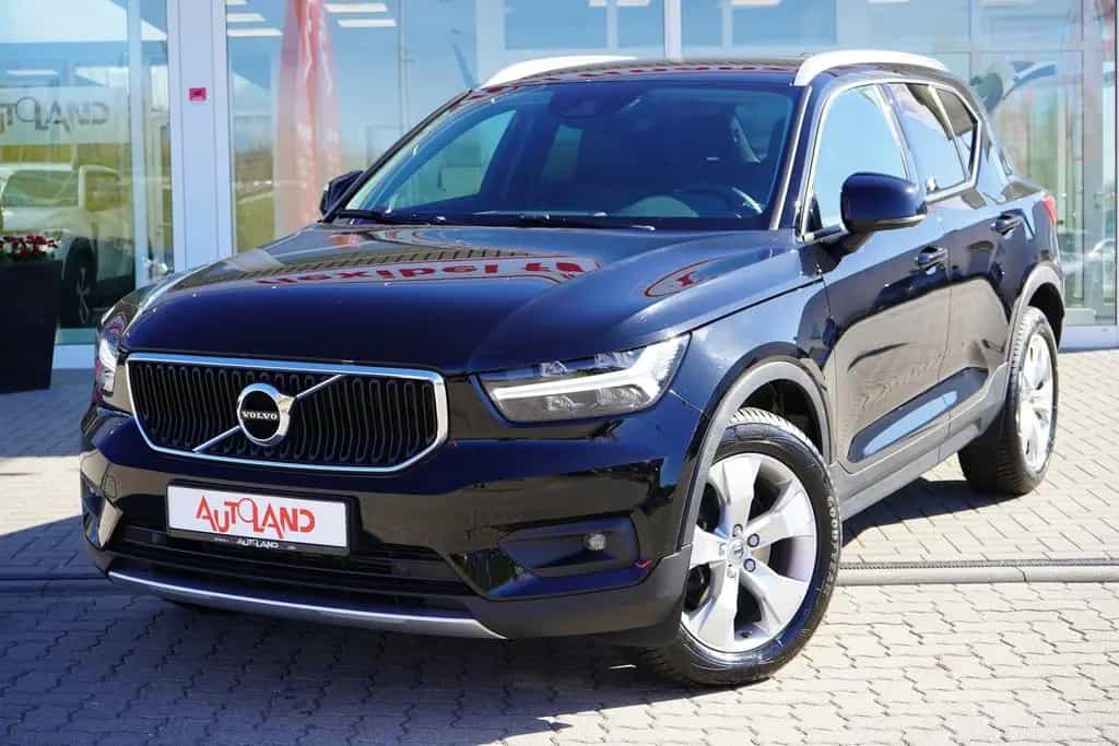 Volvo XC40 2.0 Momentum AWD LED Navi Digitales Cockpit 09/2018-photo-1