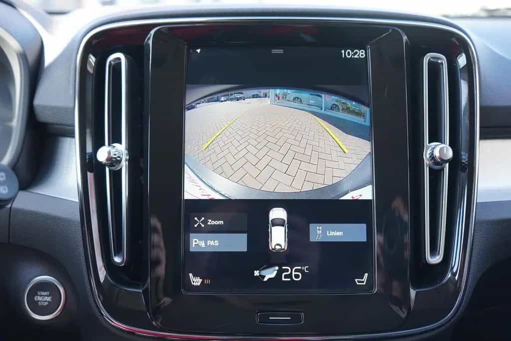Volvo XC40 2.0 Momentum AWD LED Navi Digitales Cockpit 09/2018-photo-15