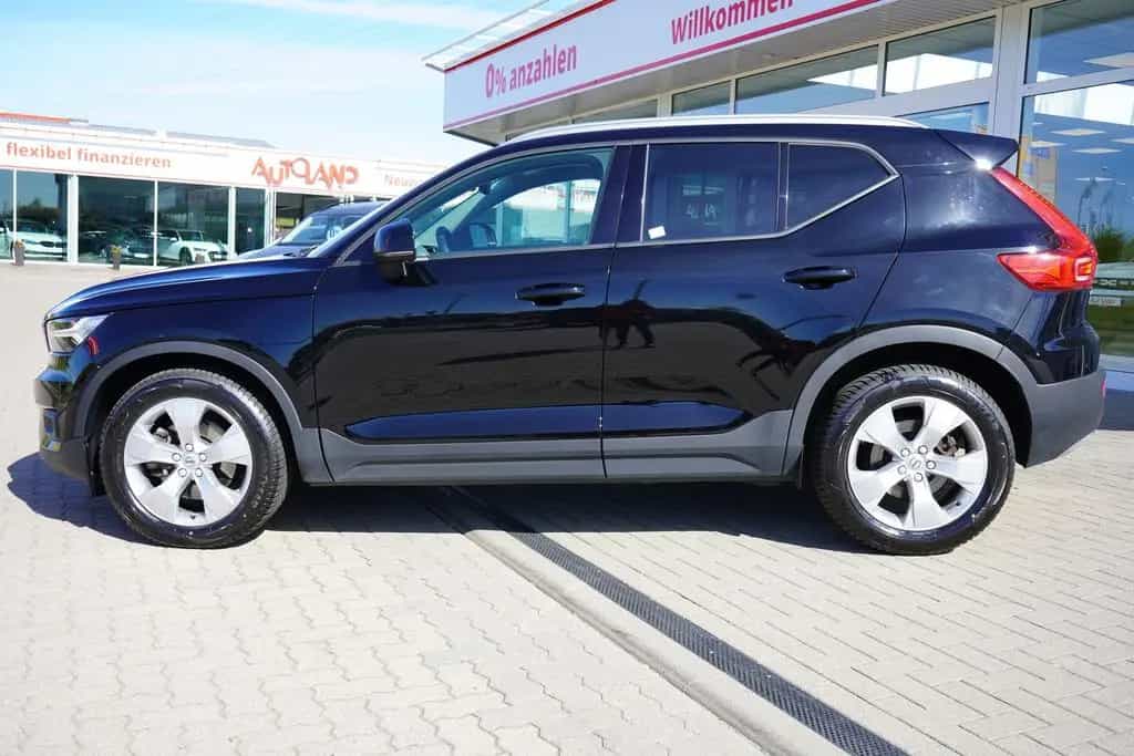 Volvo XC40 2.0 Momentum AWD LED Navi Digitales Cockpit 09/2018-photo-2