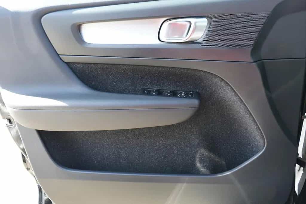 Volvo XC40 2.0 Momentum AWD LED Navi Digitales Cockpit 09/2018-photo-30