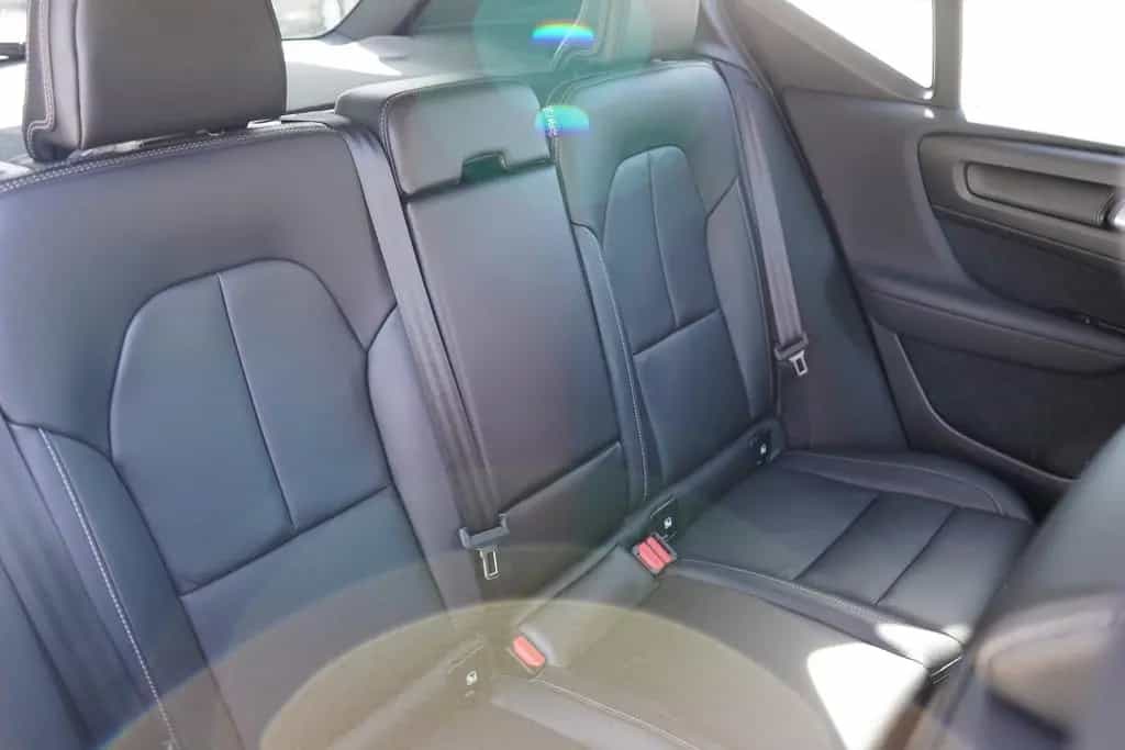 Volvo XC40 2.0 Momentum AWD LED Navi Digitales Cockpit 09/2018-photo-35