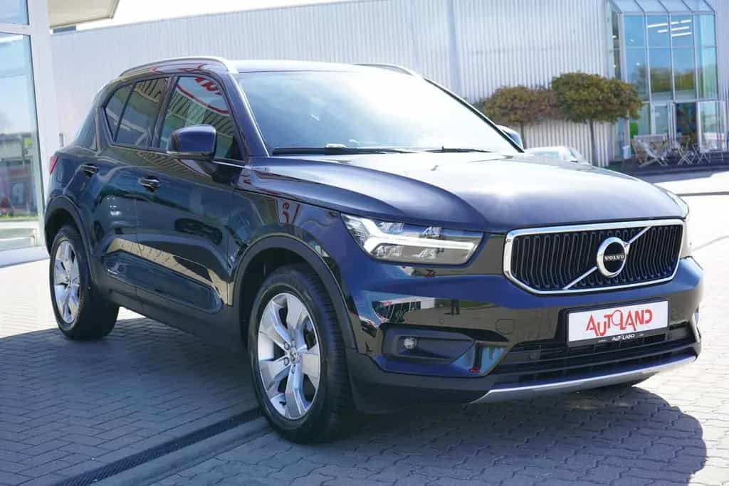 Volvo XC40 2.0 Momentum AWD LED Navi Digitales Cockpit 09/2018-photo-39