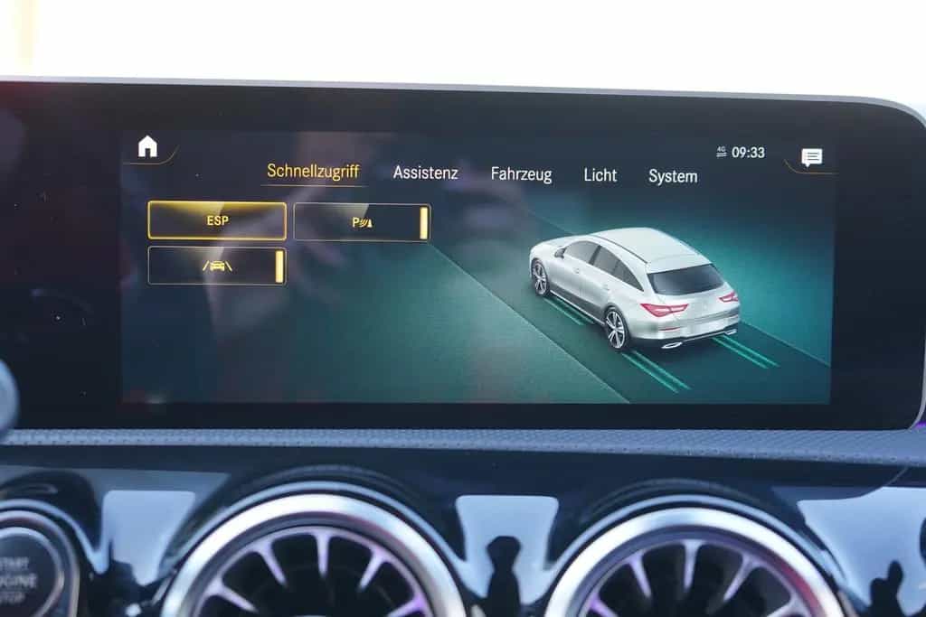Mercedes-Benz CLA 200 AMG Line LED Klimaaut. Navi Burmester 06/2020-photo-18