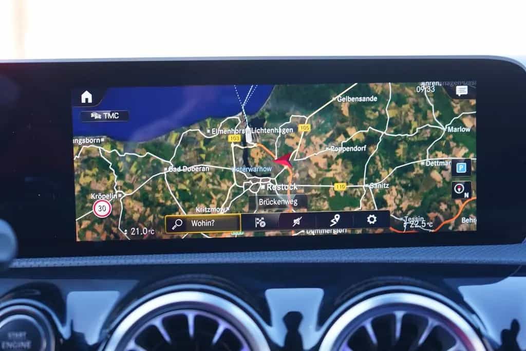 Mercedes-Benz CLA 200 AMG Line LED Klimaaut. Navi Burmester 06/2020-photo-19