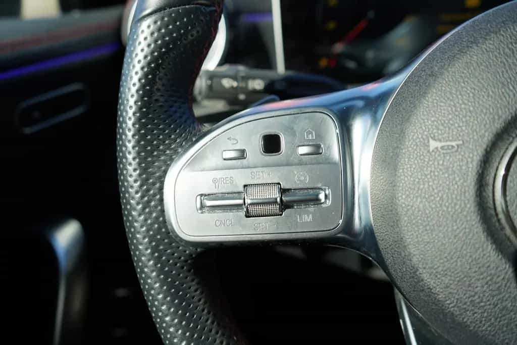 Mercedes-Benz CLA 200 AMG Line LED Klimaaut. Navi Burmester 06/2020-photo-27