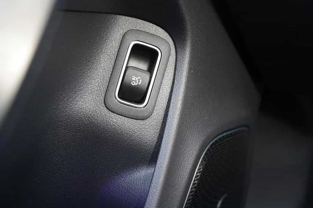 Mercedes-Benz CLA 200 AMG Line LED Klimaaut. Navi Burmester 06/2020-photo-34