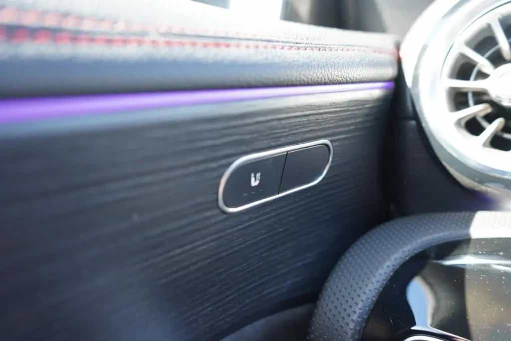 Mercedes-Benz CLA 200 AMG Line LED Klimaaut. Navi Burmester 06/2020-photo-36