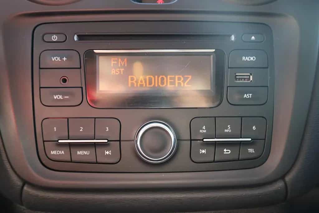Dacia Lodgy 1.6 SCe 100 Essential 7-Sitze Klimaanlage 10/2018-photo-12