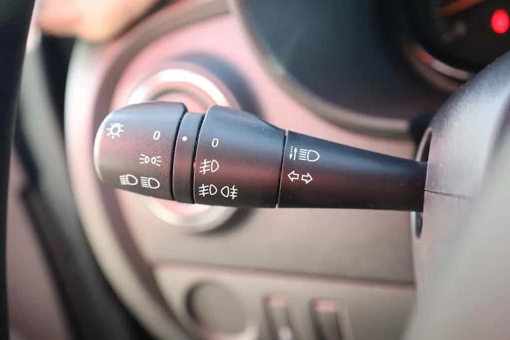 Dacia Lodgy 1.6 SCe 100 Essential 7-Sitze Klimaanlage 10/2018-photo-21