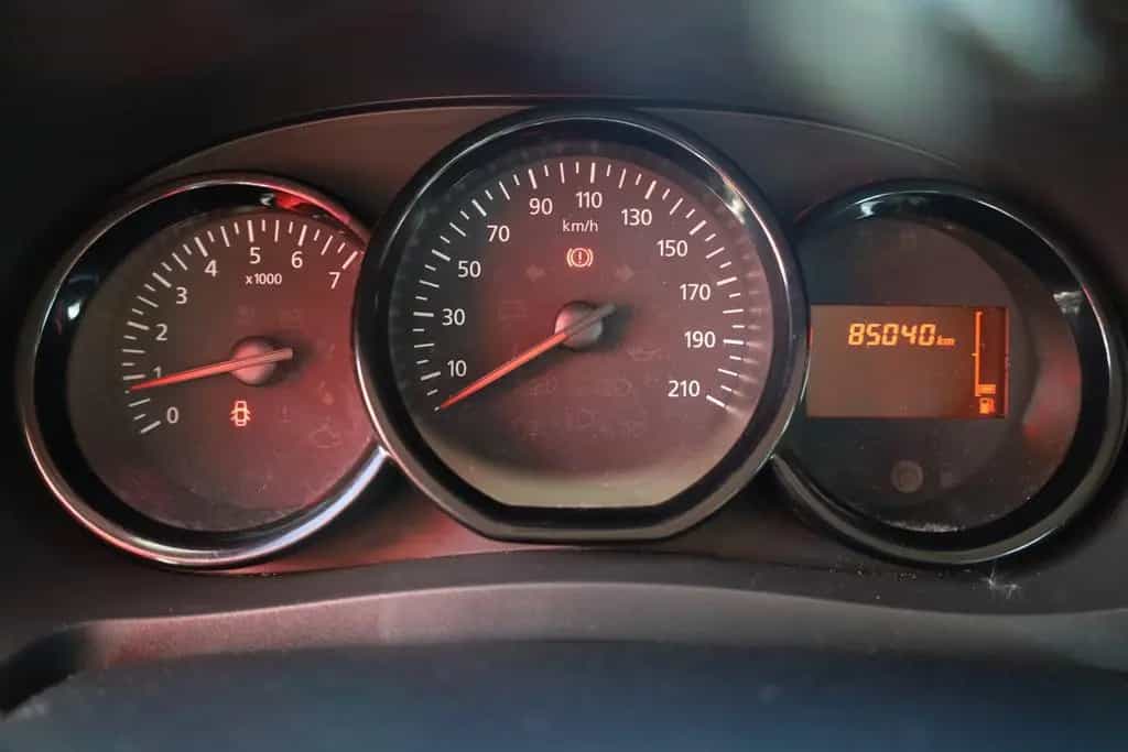 Dacia Lodgy 1.6 SCe 100 Essential 7-Sitze Klimaanlage 10/2018-photo-22