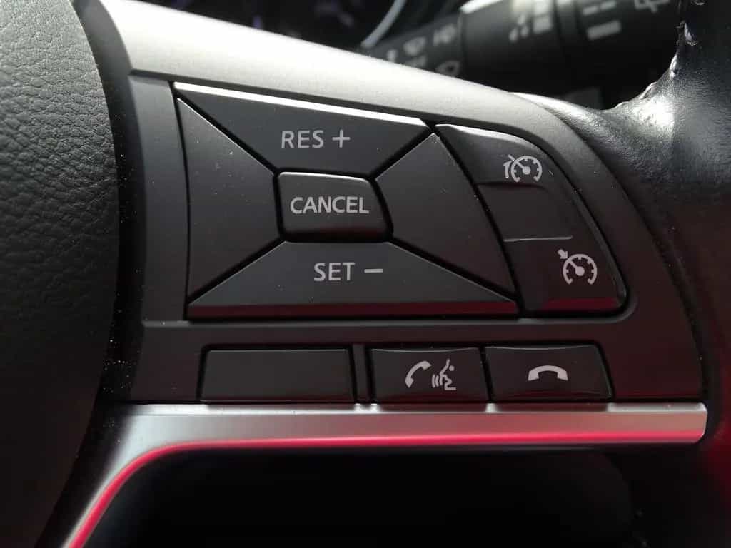 Nissan Qashqai 1.6 DIG-T N-Connecta Navi Panorama AHK 06/2018-photo-15