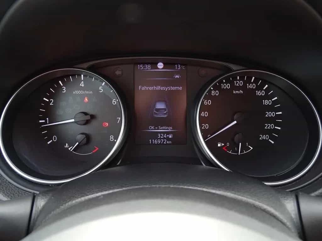 Nissan Qashqai 1.6 DIG-T N-Connecta Navi Panorama AHK 06/2018-photo-19