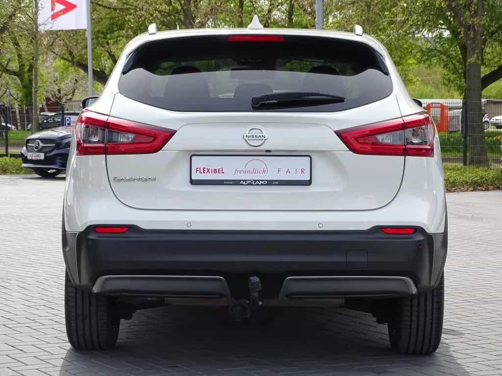 Nissan Qashqai 1.6 DIG-T N-Connecta Navi Panorama AHK 06/2018-photo-3