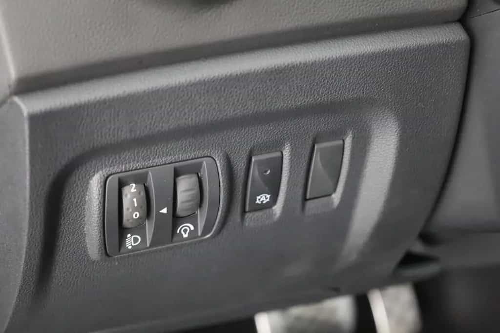 Renault Captur 1.2 TCe Aut. LED Navi Tempo Sitzheizung 05/2018-photo-19