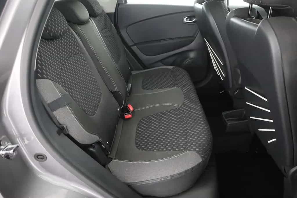 Renault Captur 1.2 TCe Aut. LED Navi Tempo Sitzheizung 05/2018-photo-23