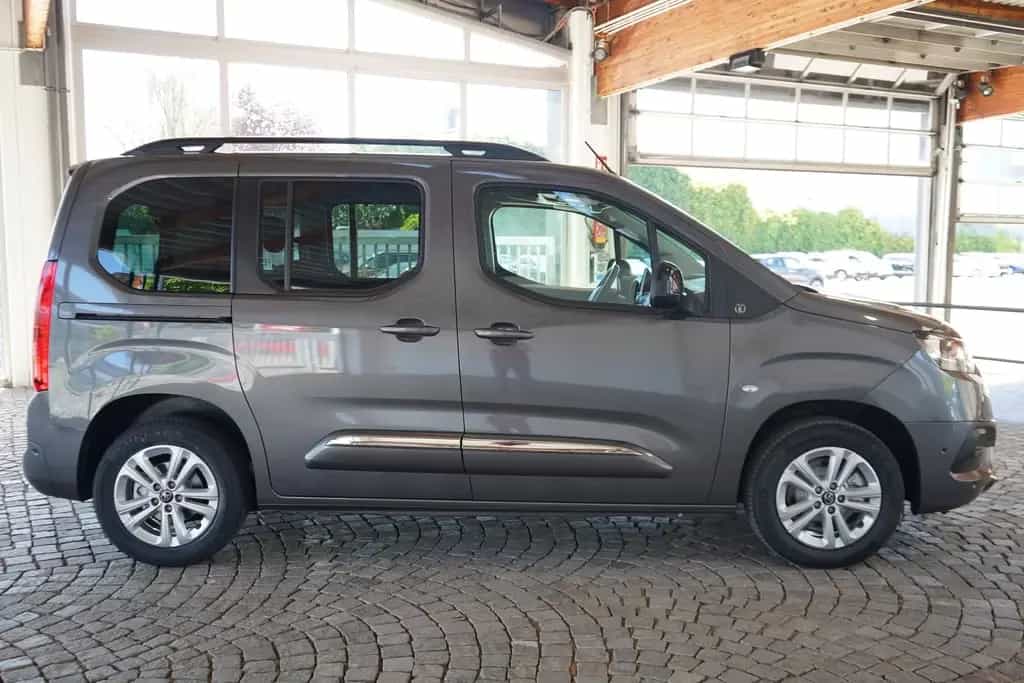 Toyota Proace (Verso) Proace City Verso 1.2  Team Deutschland Kamera 10/2022-photo-6