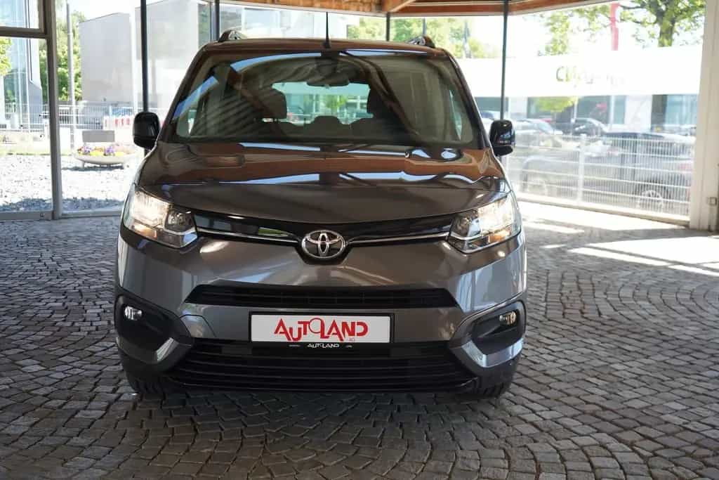 Toyota Proace (Verso) Proace City Verso 1.2  Team Deutschland Kamera 10/2022-photo-8