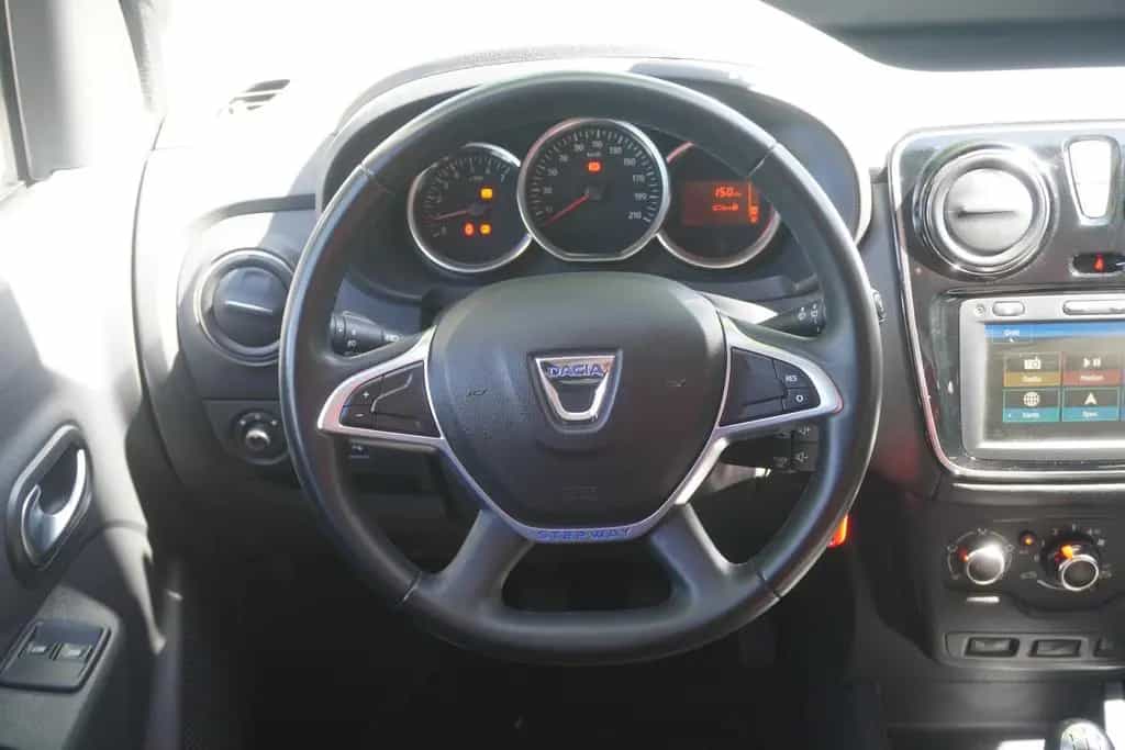 Dacia Dokker 1.6 SCe Stepway Navi Tempomat Sitzheizung 08/2019-photo-13